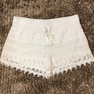 White lace shorts size Medium 7-9